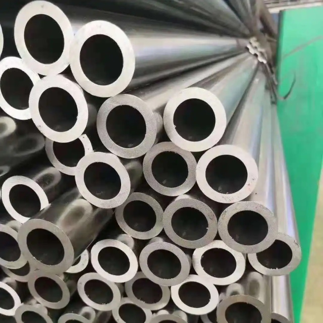 16MN精密无缝钢管